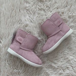 New UGG Keelan sparkle boots ( toddler)